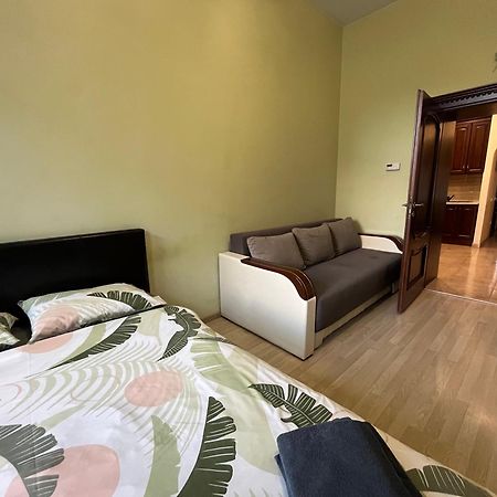 Medova Apartments Lviv Eksteriør bilde