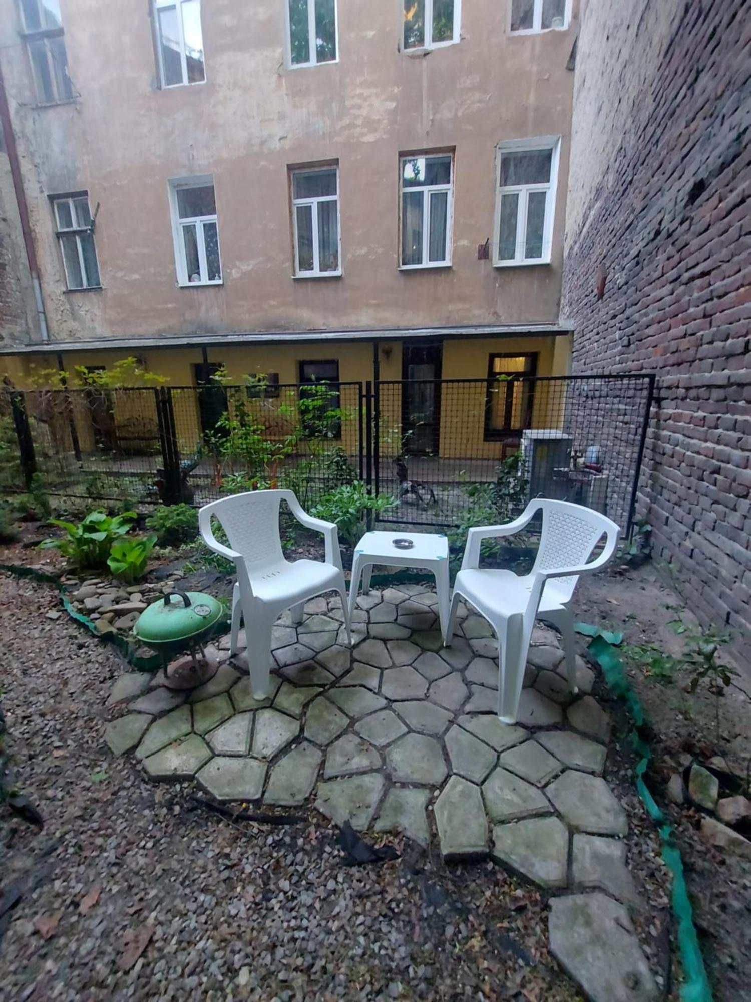 Medova Apartments Lviv Eksteriør bilde